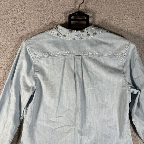 Kut From The Kloth Denim Shirt Women’s Size S Light Wash Pearl Snap Spike Collar - Picture 12 of 16